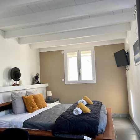 Mas La Farelle Chambre D'Hote,Fitness & Salle De Jeux Gratuite & Spa En Supplement Nîmes Esterno foto