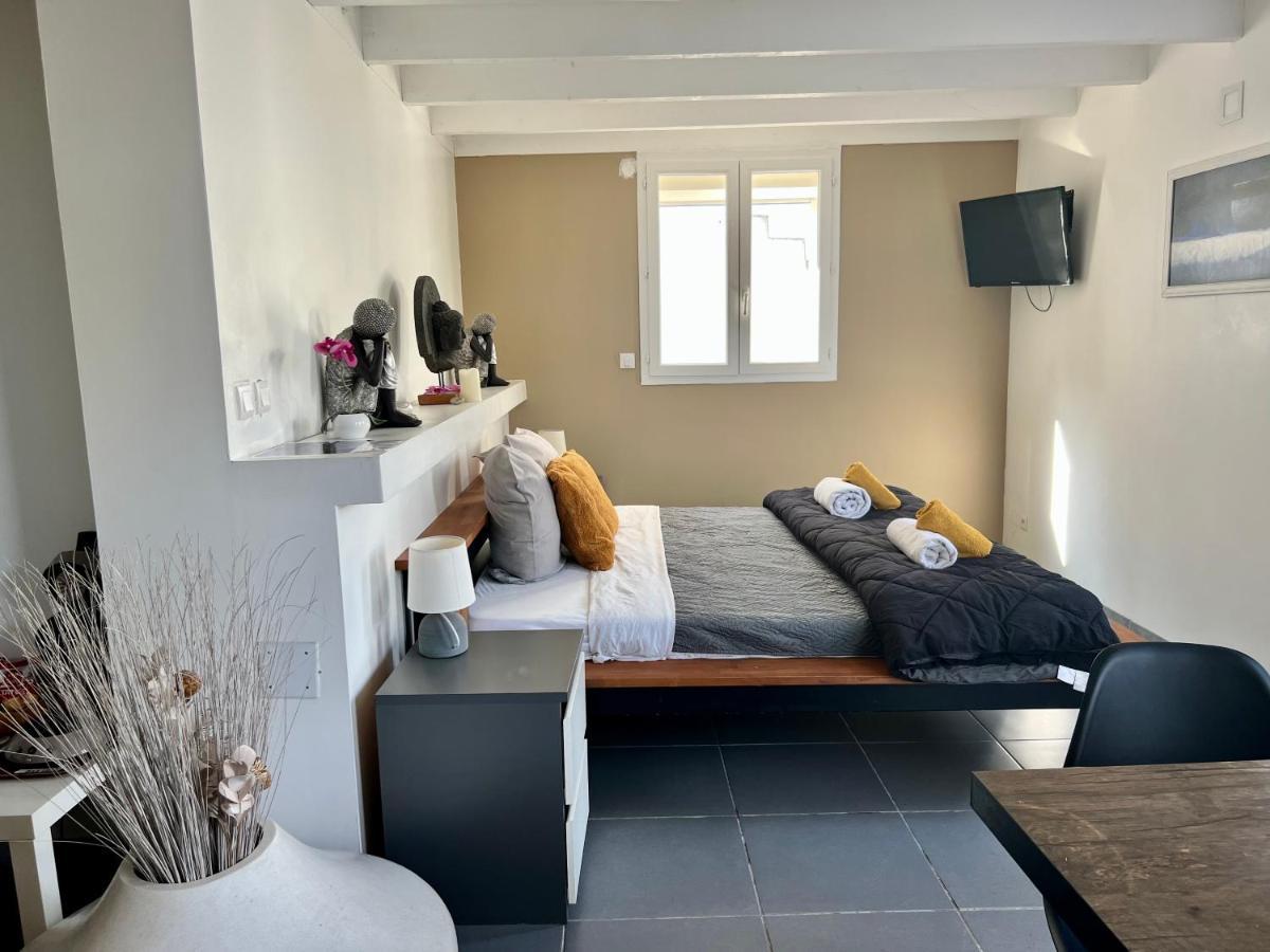 Mas La Farelle Chambre D'Hote,Fitness & Salle De Jeux Gratuite & Spa En Supplement Nîmes Esterno foto
