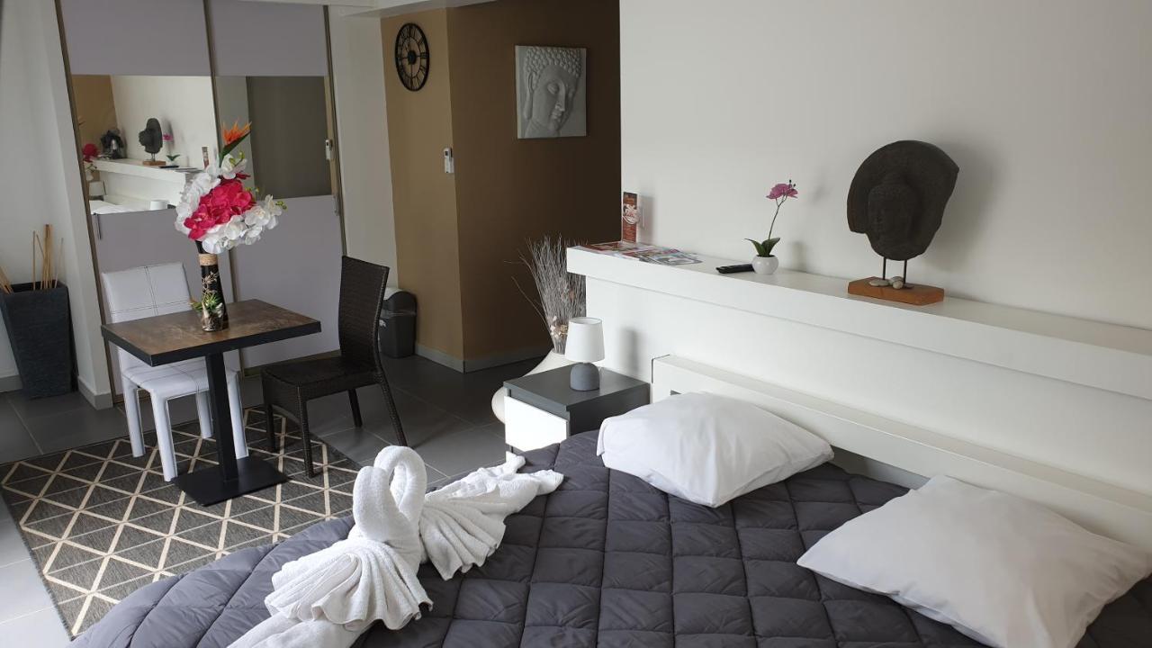 Mas La Farelle Chambre D'Hote,Fitness & Salle De Jeux Gratuite & Spa En Supplement Nîmes Esterno foto